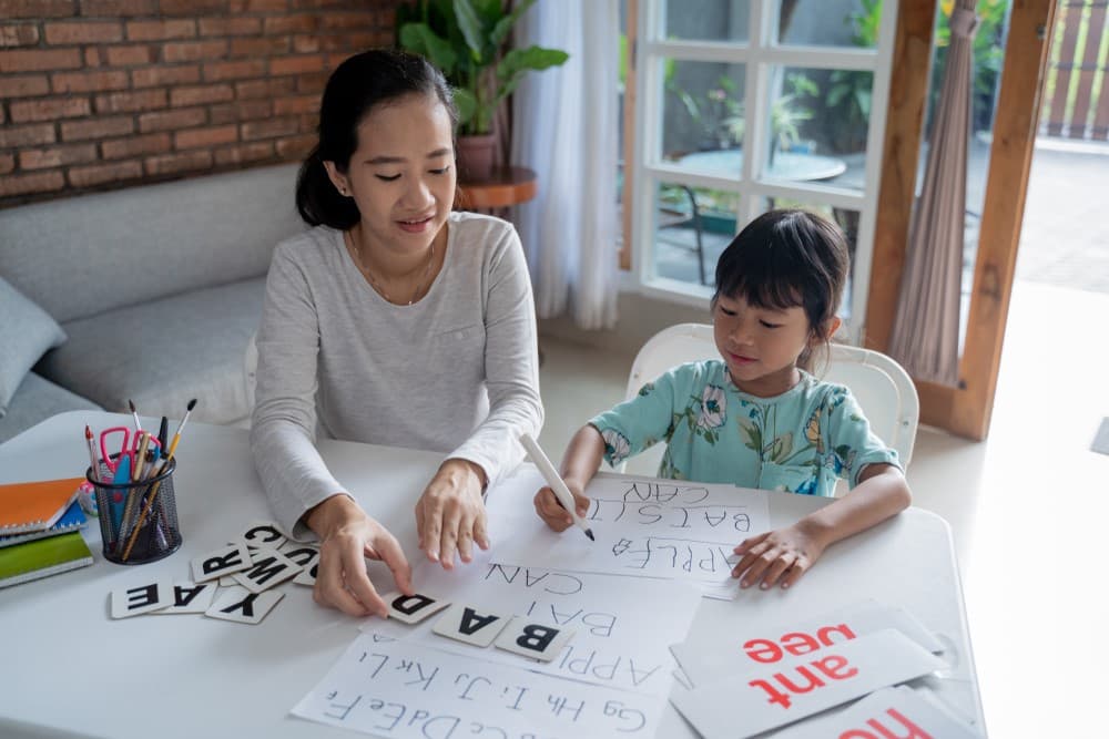 Homeschool phonics writing activity